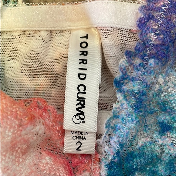 Colorful Tie-Dye Lace Dress - Picture 2 of 4